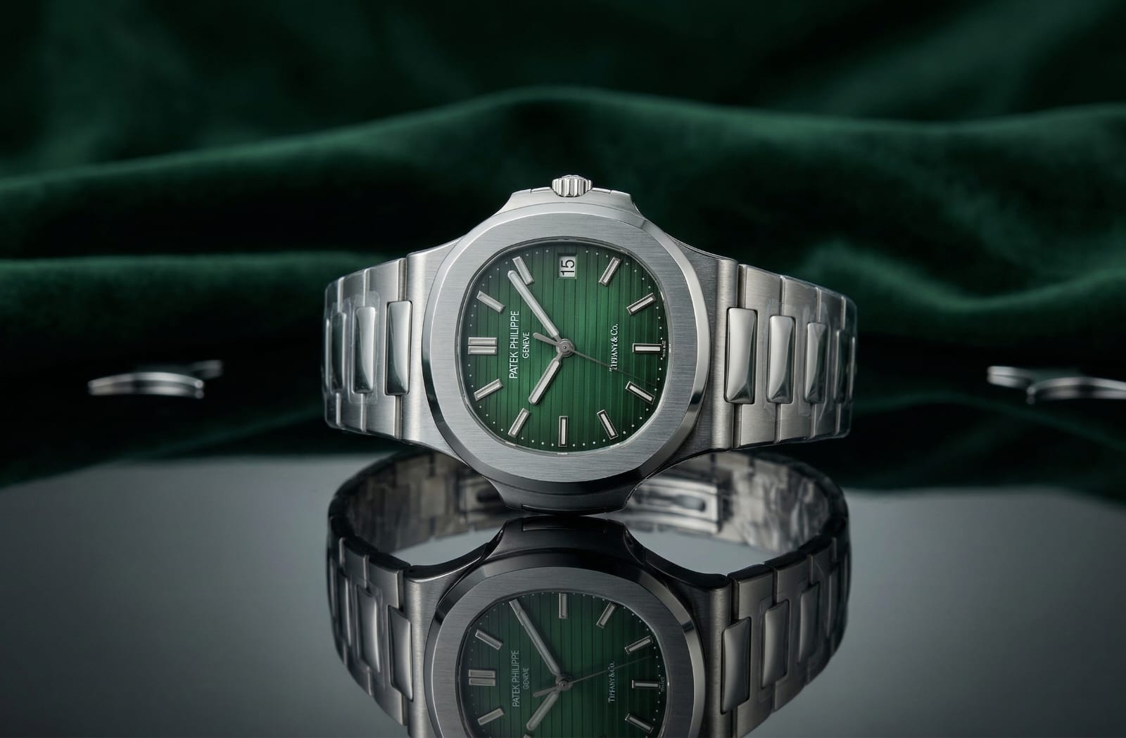 Patek philippe — stainless steel Luxury Watch