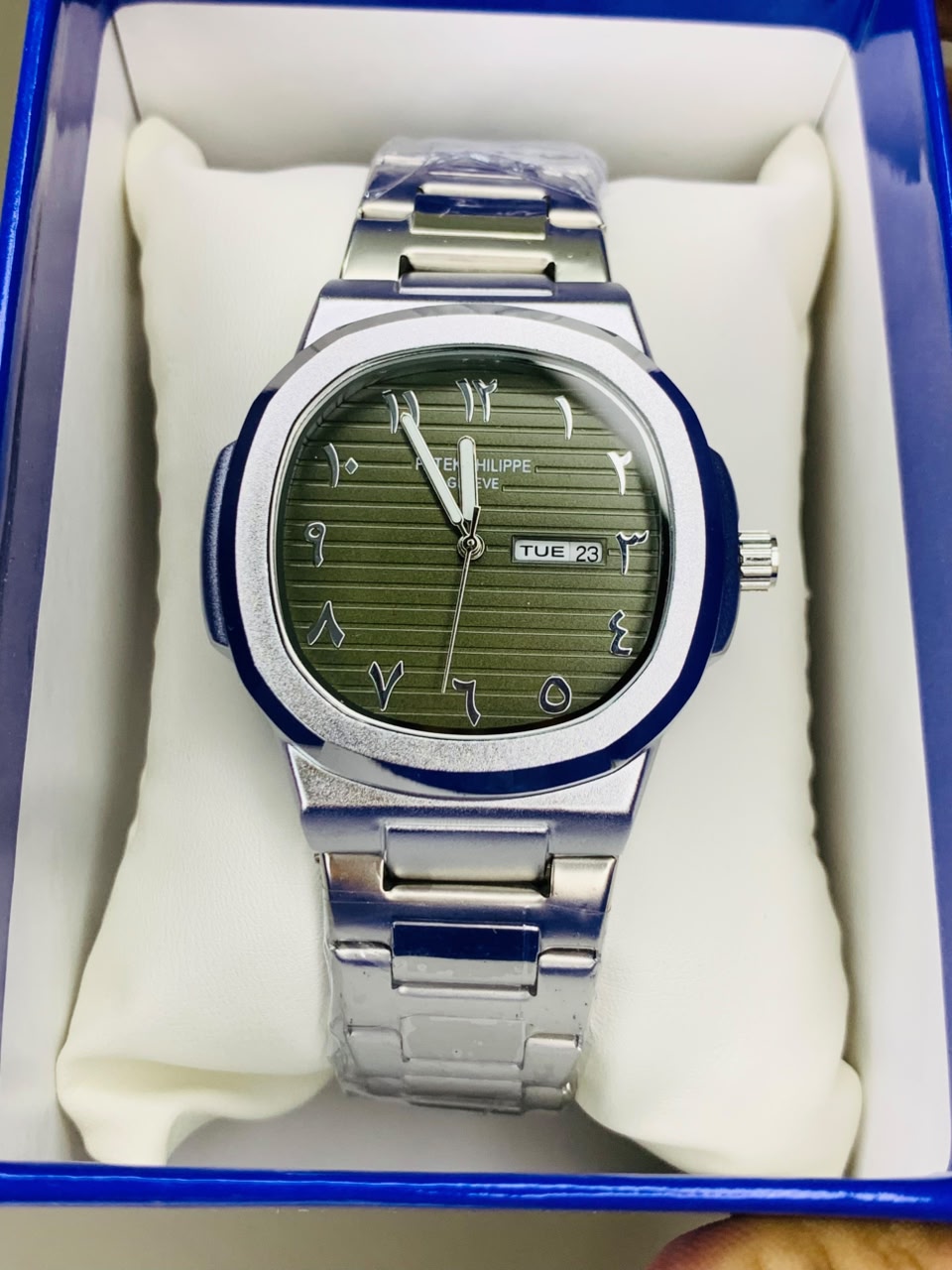 Patek Philippe Arabic Dial -- DAY/DATE Just