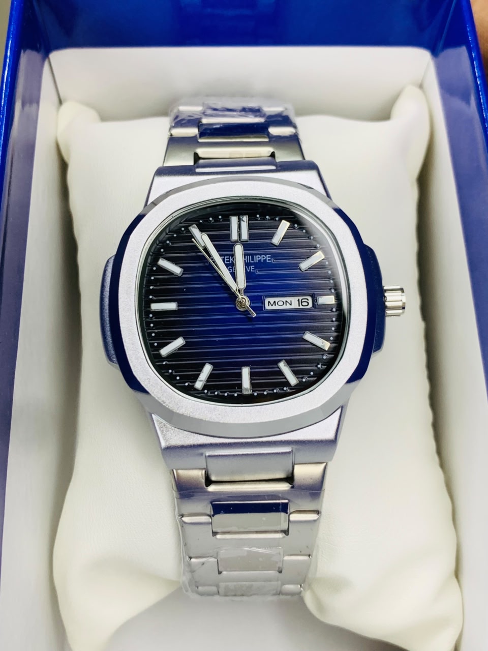 Patek Philippe Nautilus -- DAY/DATE Just